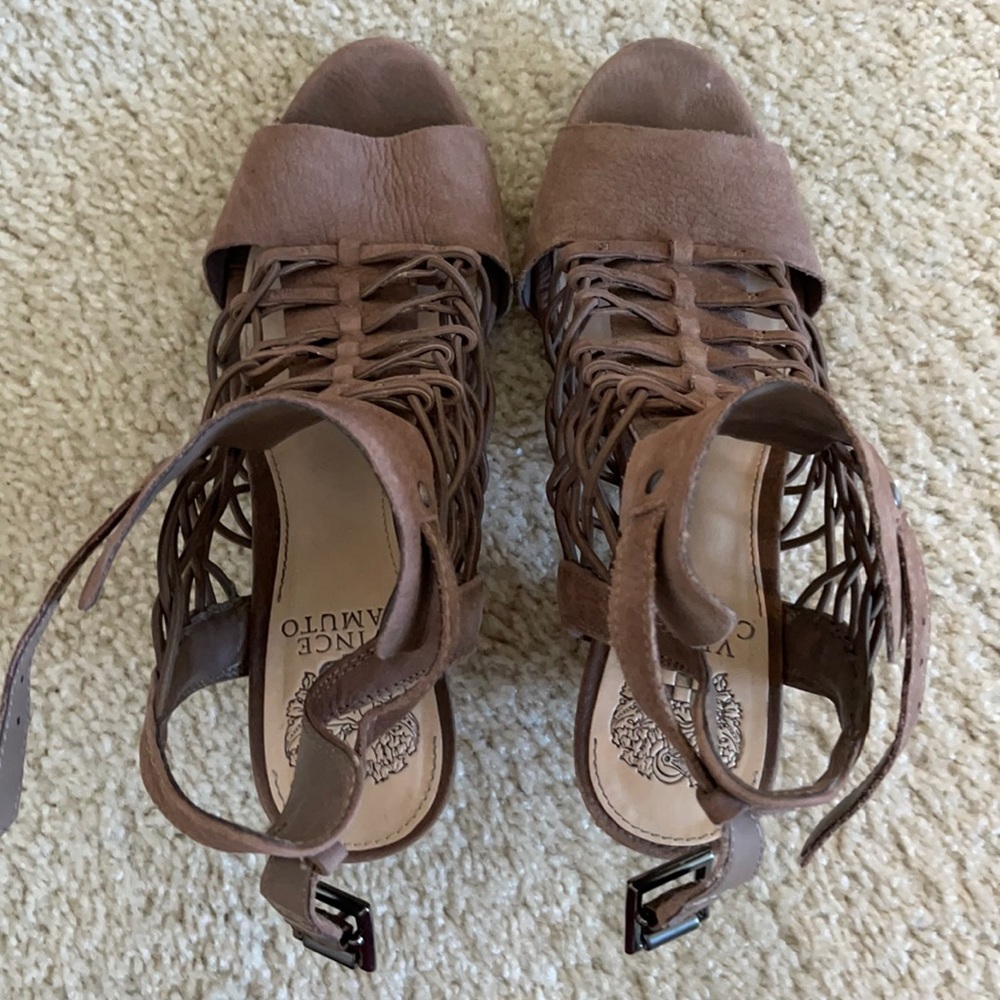 Vince Camuto gray heels